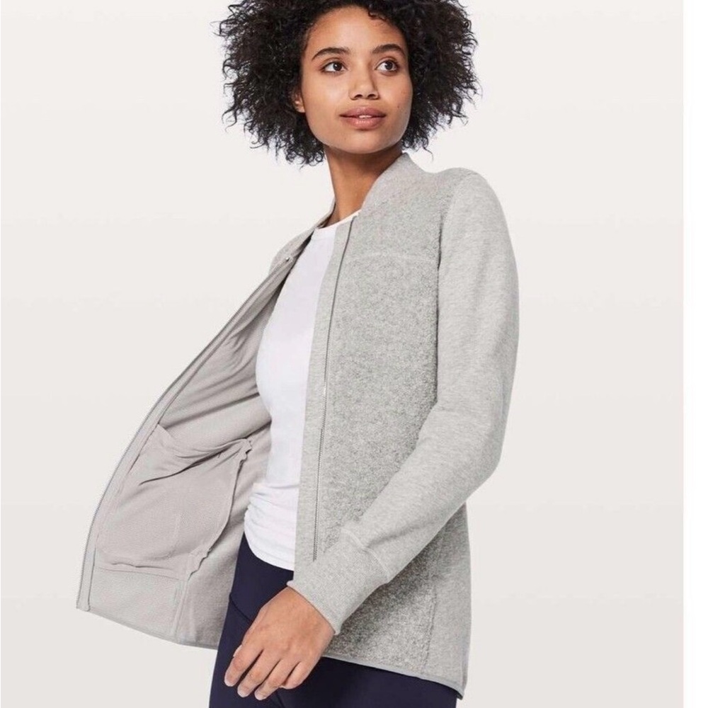 Lululemon Women’s Stand Out Grey Wool Sherpa Size 10
